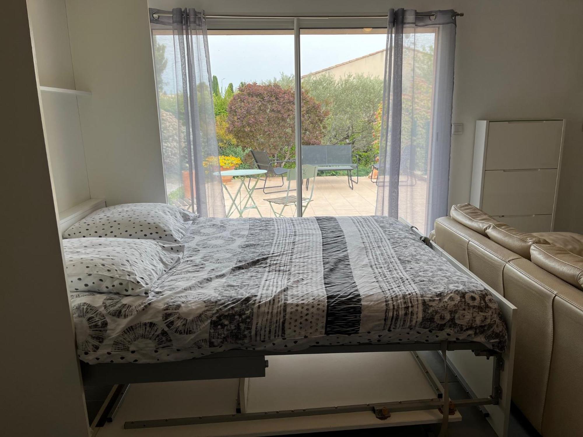 Studio Charmant Avec Terrasse Lançon-Provence 外观 照片