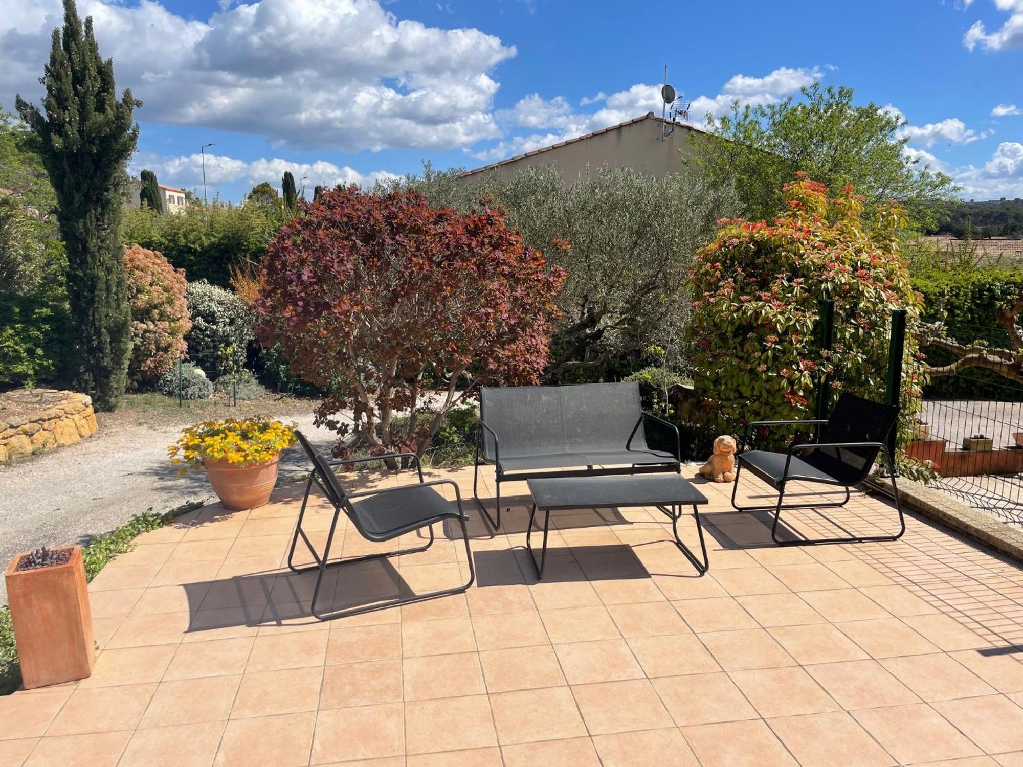 Studio Charmant Avec Terrasse Lançon-Provence 外观 照片