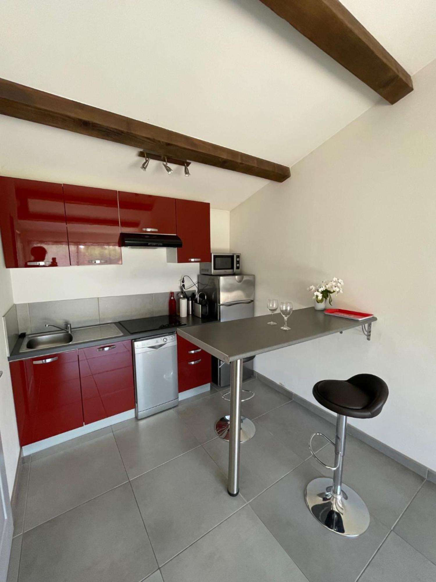 Studio Charmant Avec Terrasse Lançon-Provence 外观 照片